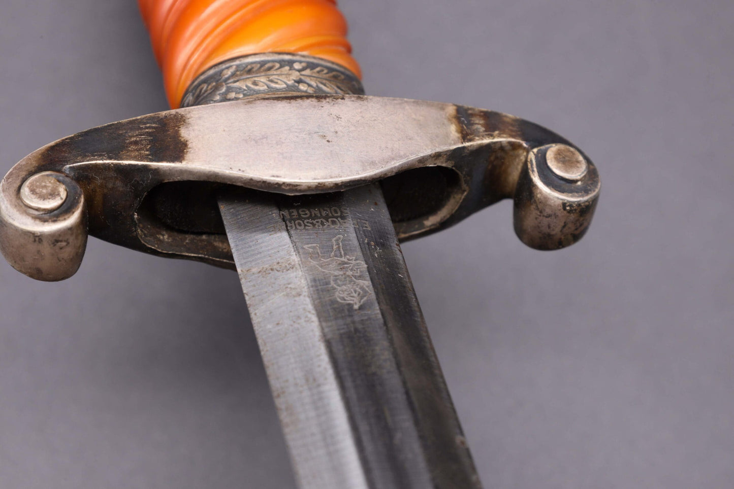 1st Type Slender Grip Army Dagger by E. Pack