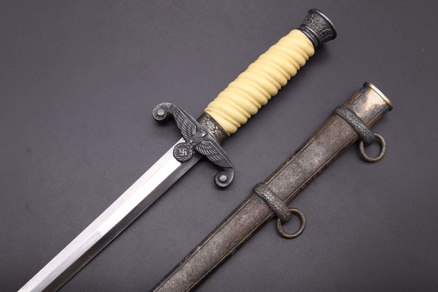 Army Dagger with Imitation Ivory Grip by Höller