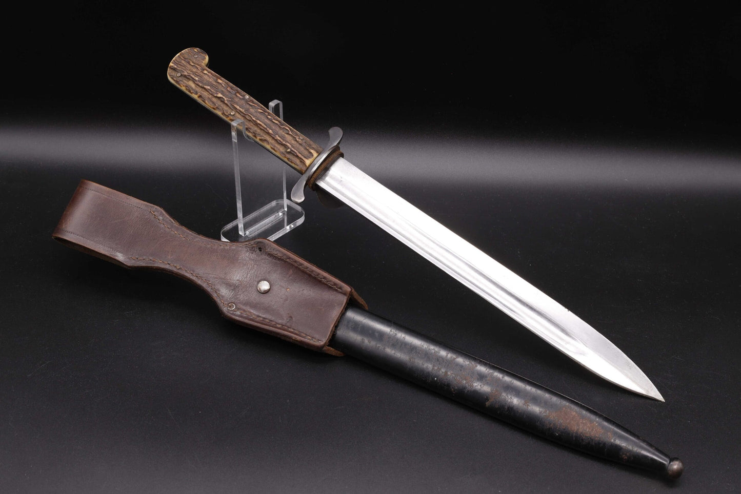 Bayonet-Style Hunting Knife