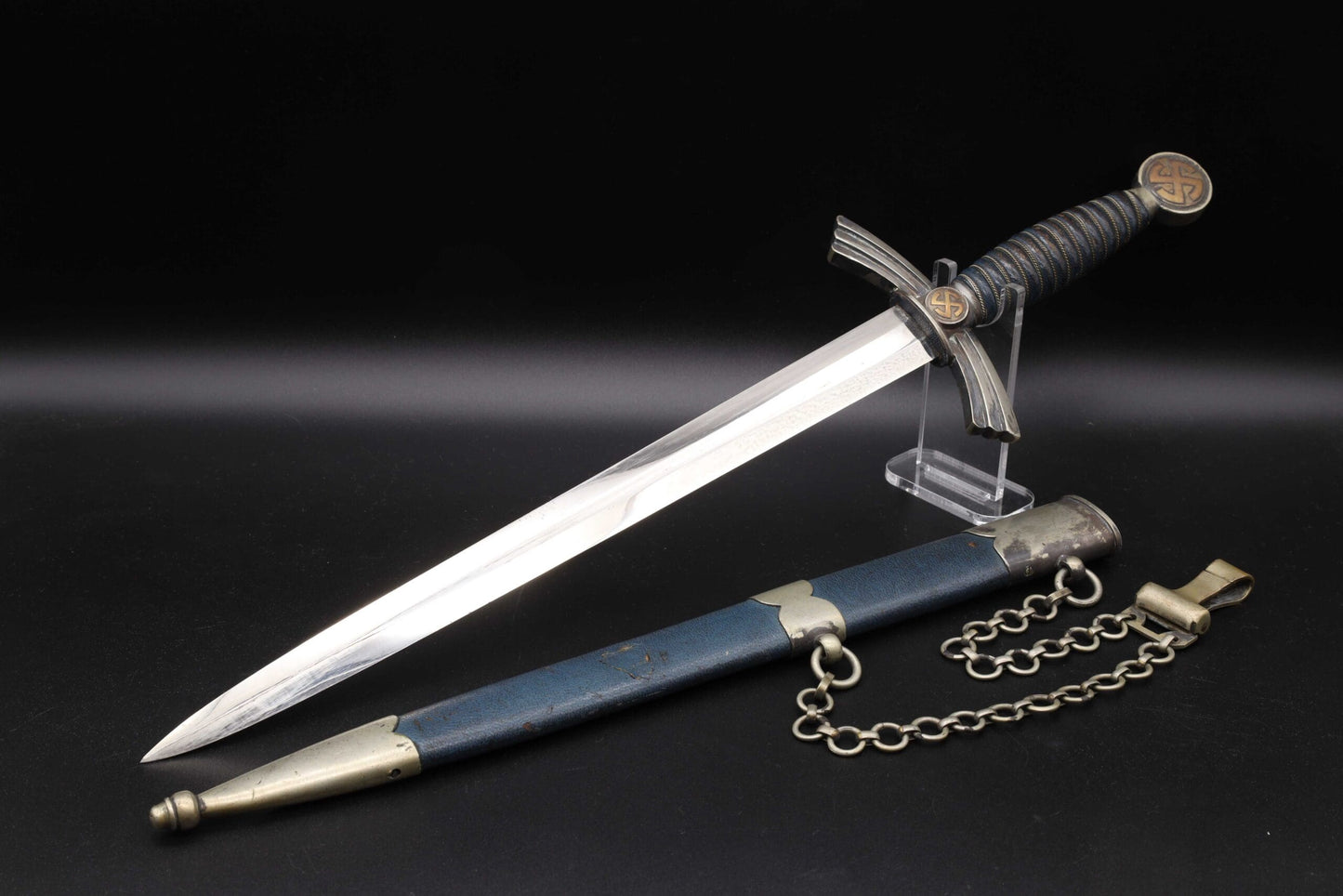 Heavy Nickel 1st model Luftwaffe dagger by SMF