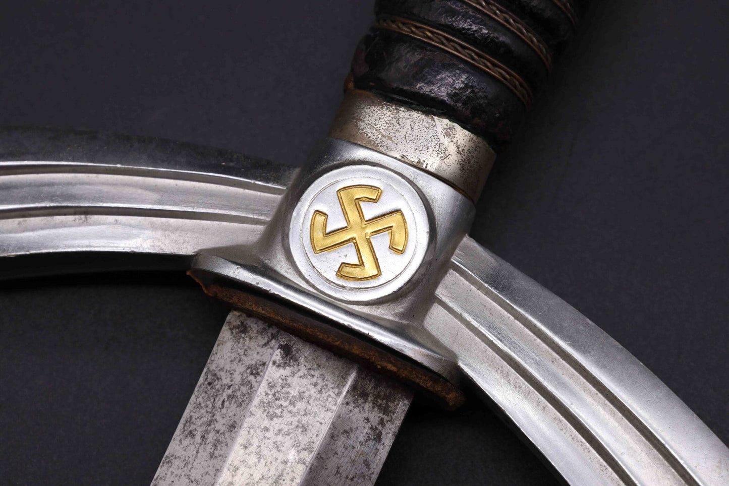 1st Model Luftwaffe Dagger by R. Herder