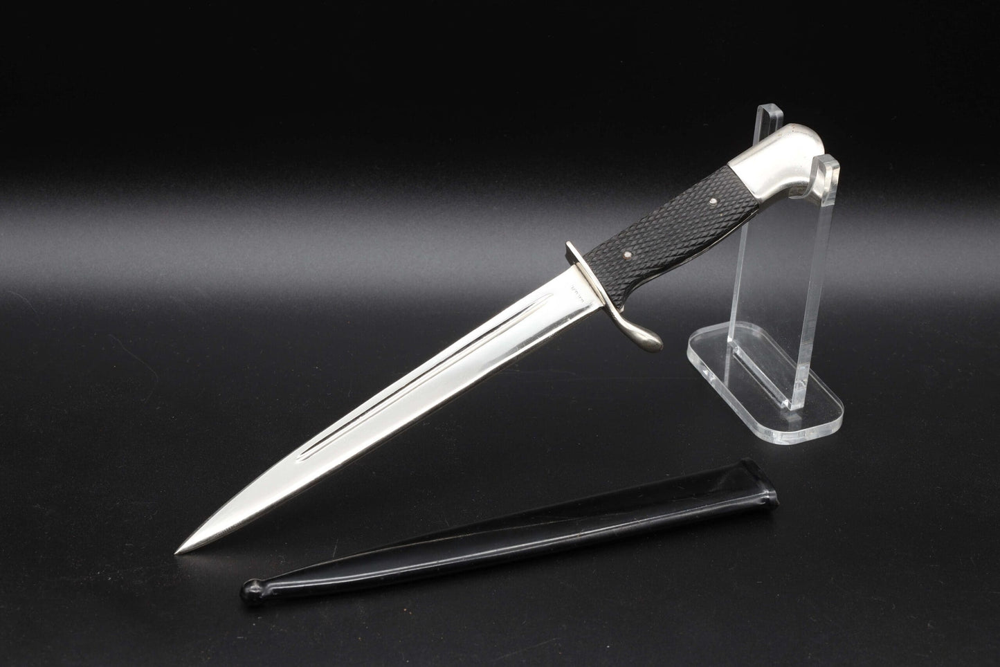 Miniature Bayonet with Publication by SMF