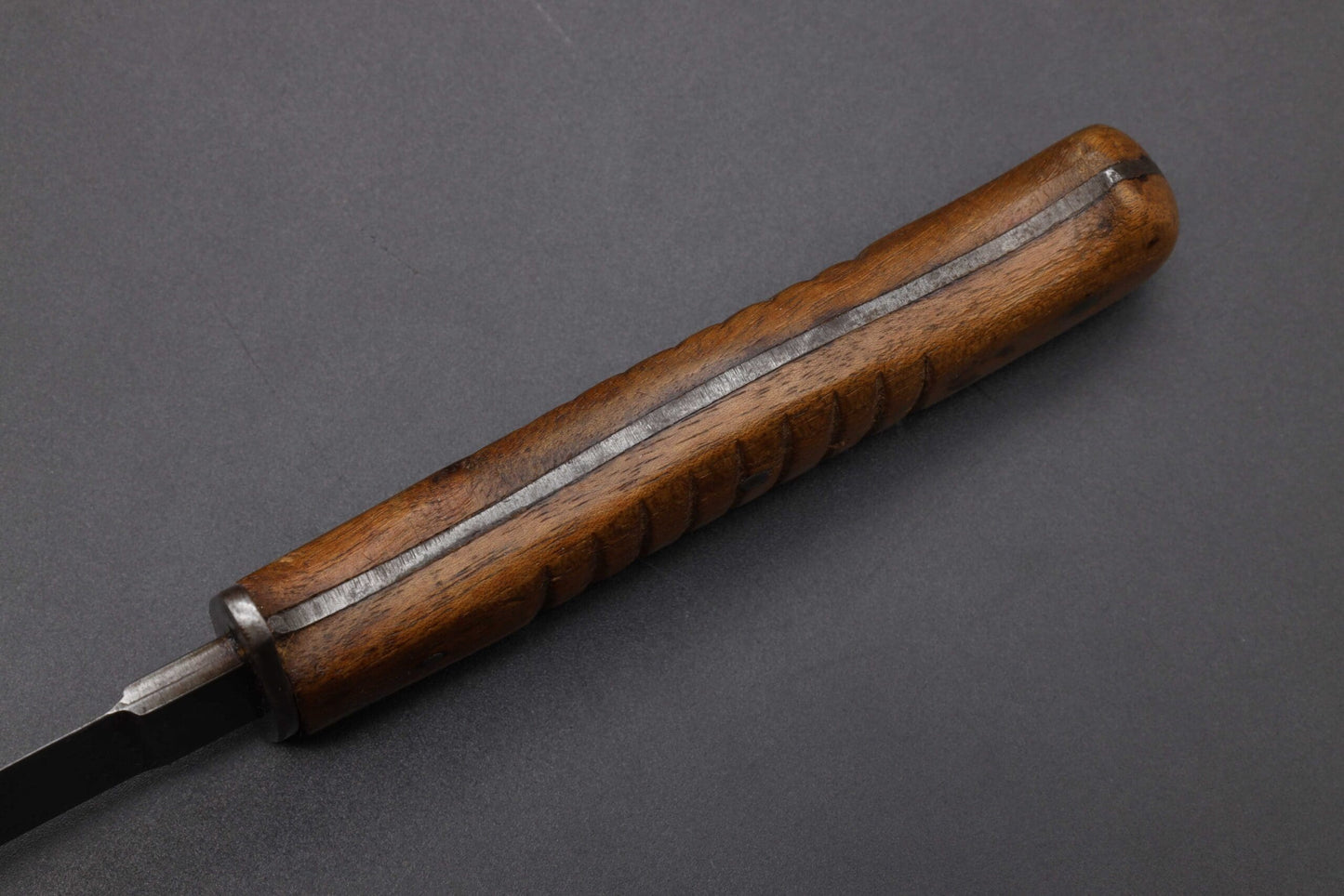 Infantry combat knife with cross guard