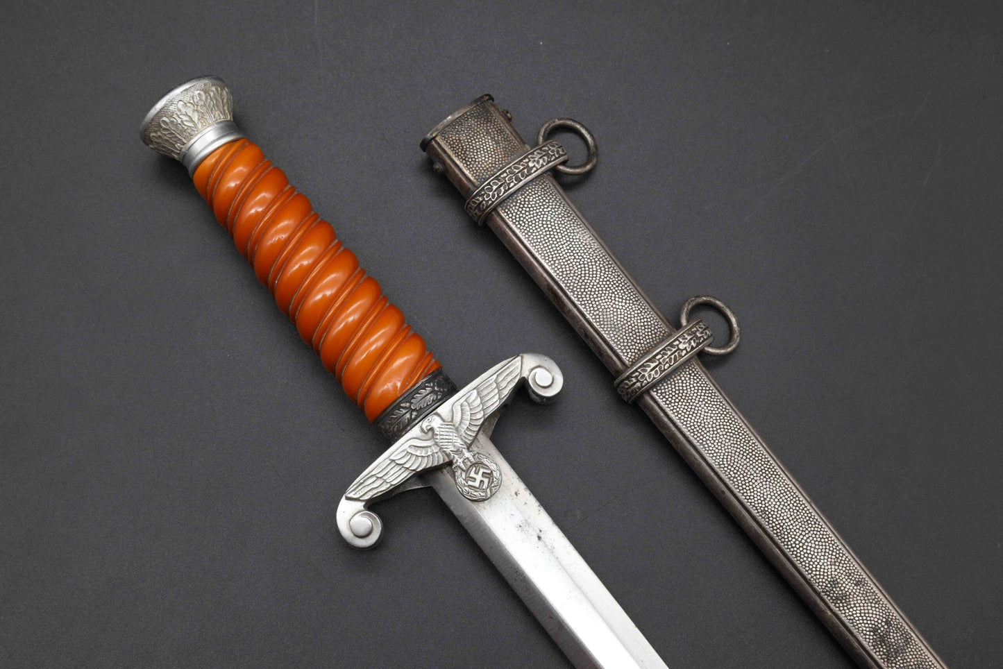 Rare Type 2 logo Pack Army dagger