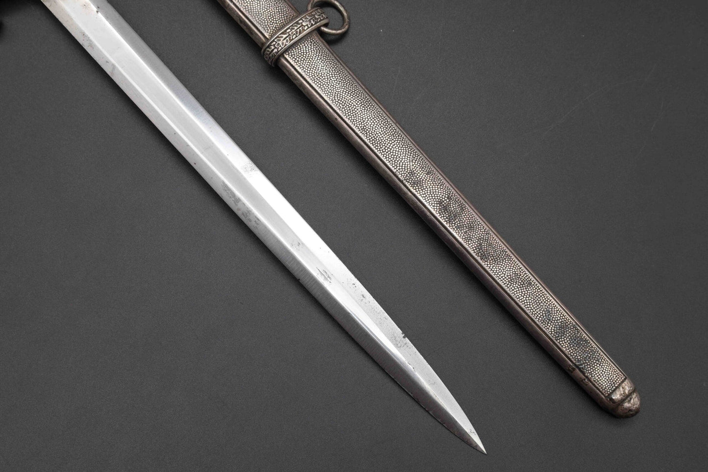 Rare Type 2 logo Pack Army dagger