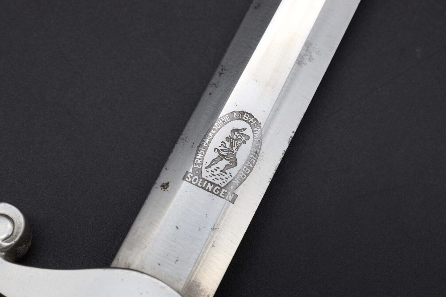 Rare Type 2 logo Pack Army dagger