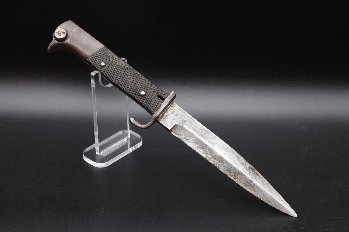 WW1 Angled Grip Combat/Trench Knife
