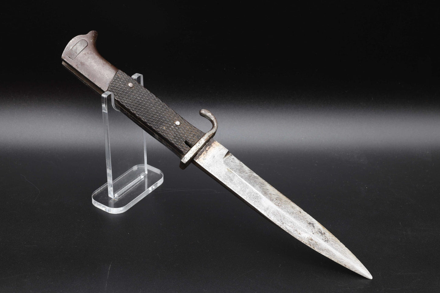 WW1 Angled Grip Combat/Trench Knife