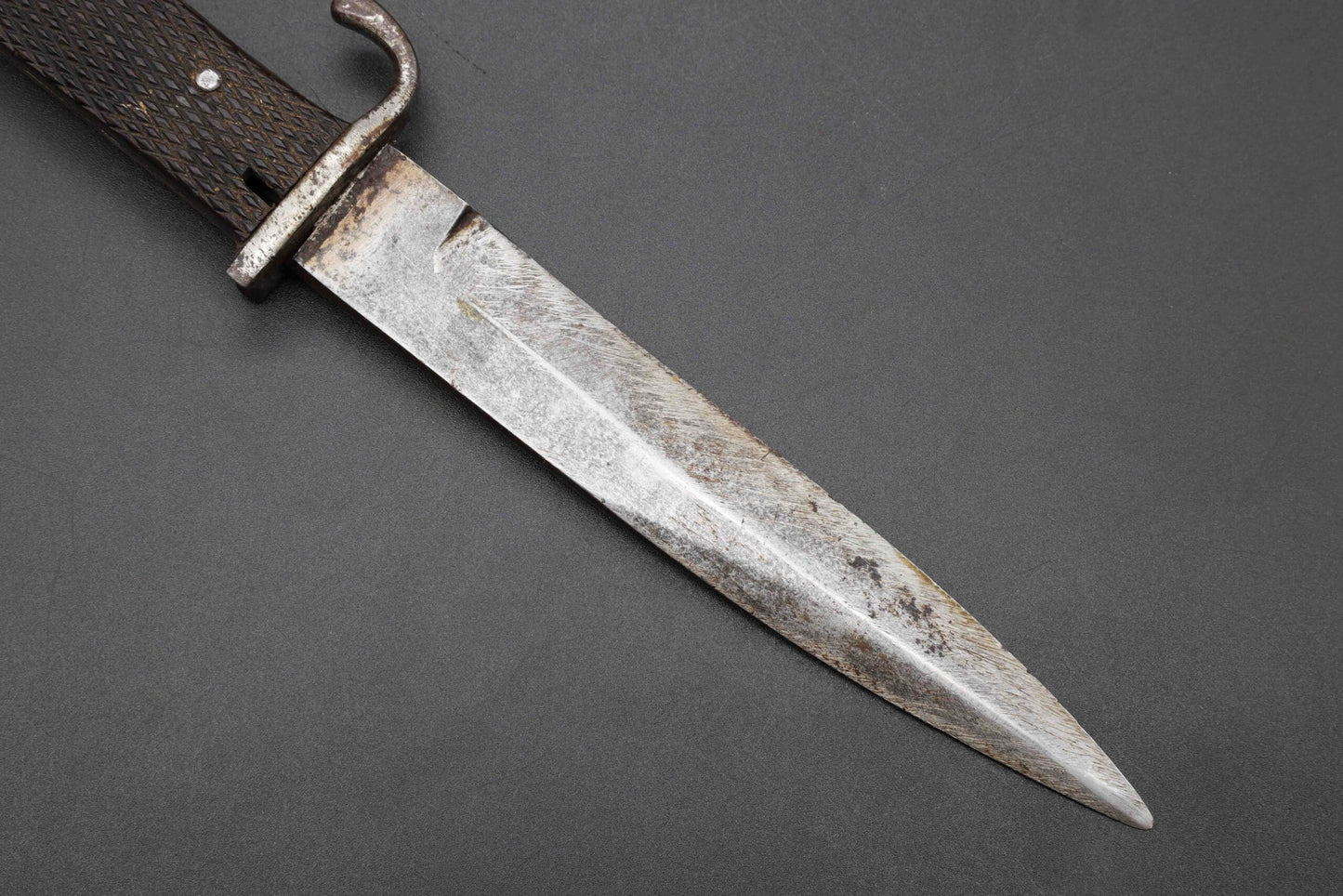 WW1 Angled Grip Combat/Trench Knife