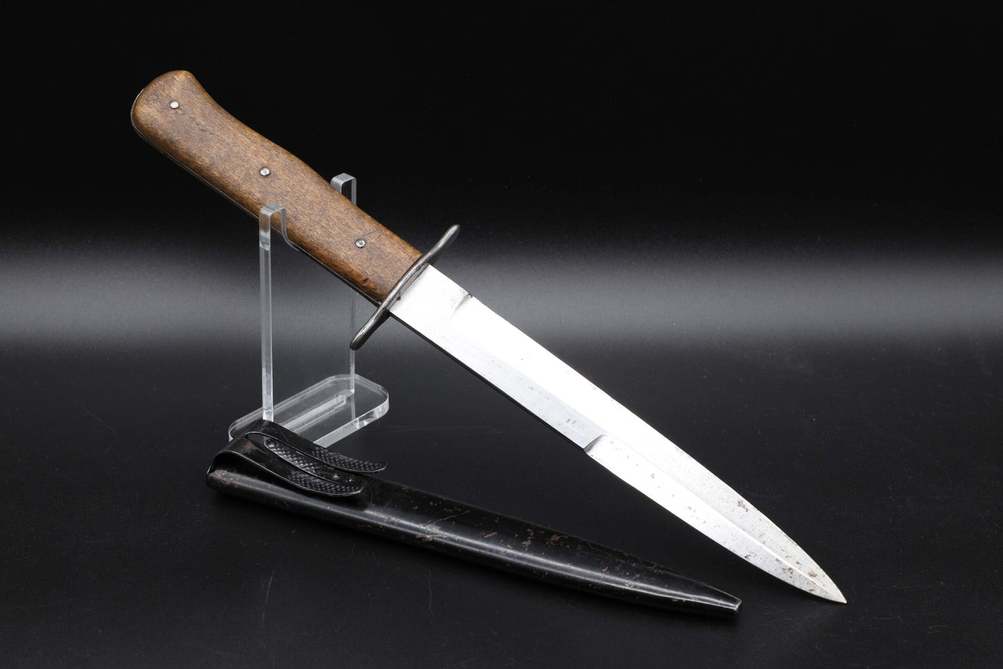 Luftwaffe Kampfmesser Combat Knife Marked “5”