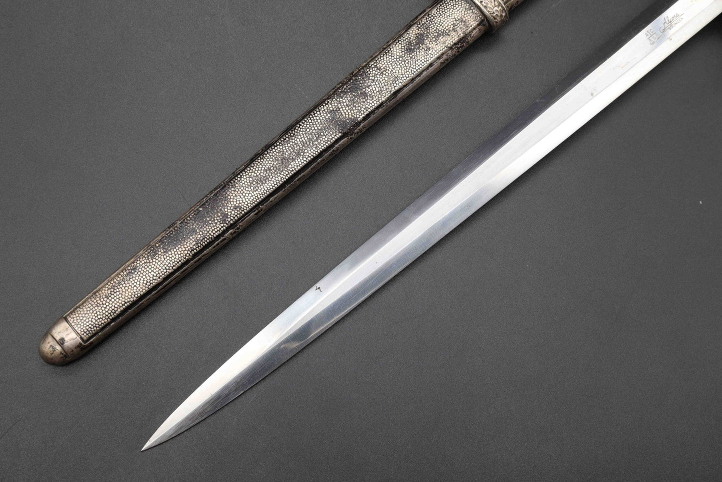 “High Lift” Army Dagger by Alcoso