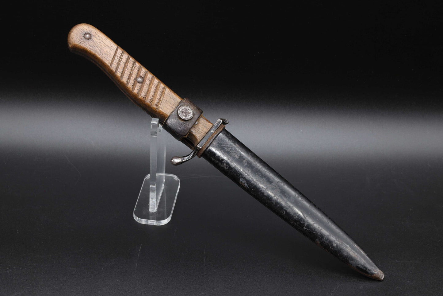WW1 Combat/Trench Knife by ERN – Wald
