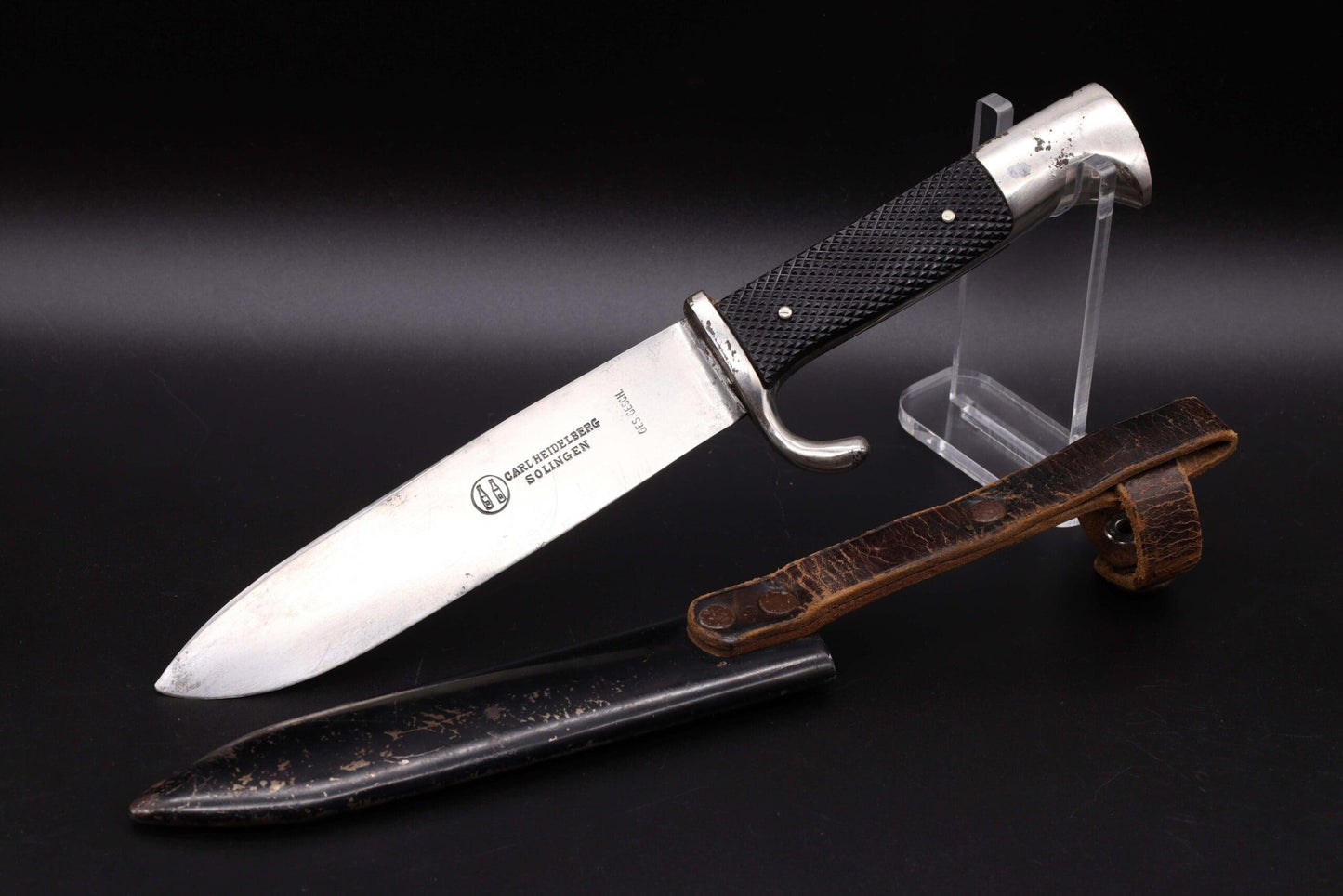Early HJ Knife by Carl Heidelberg