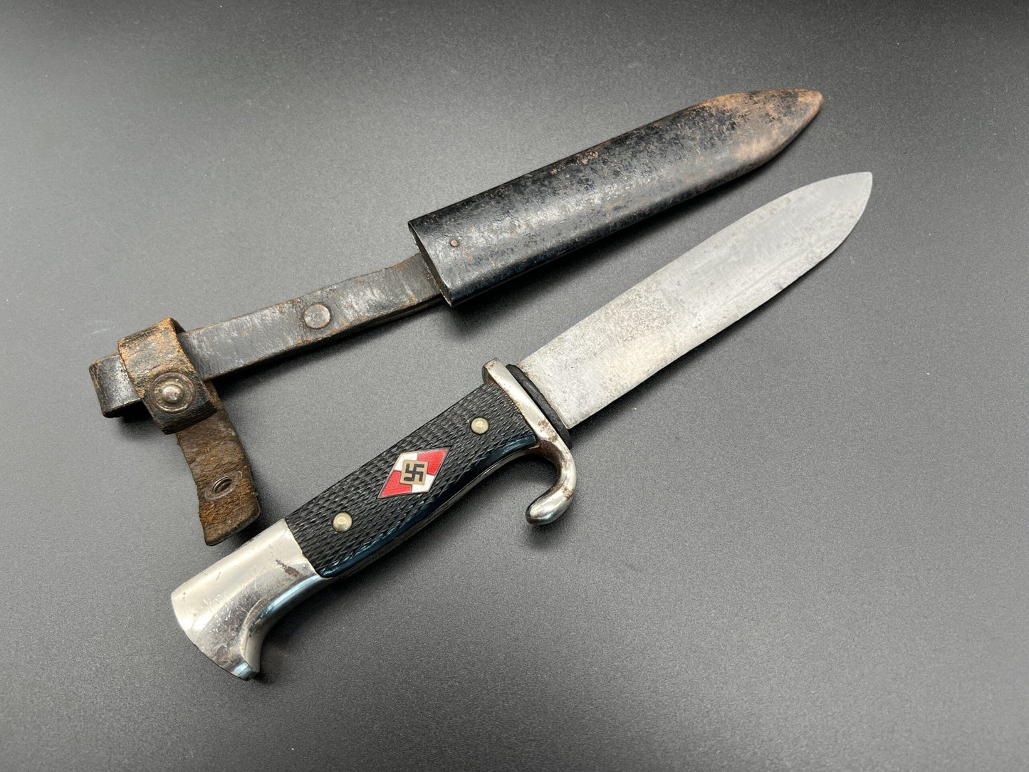 Early HJ knife by Kohlen