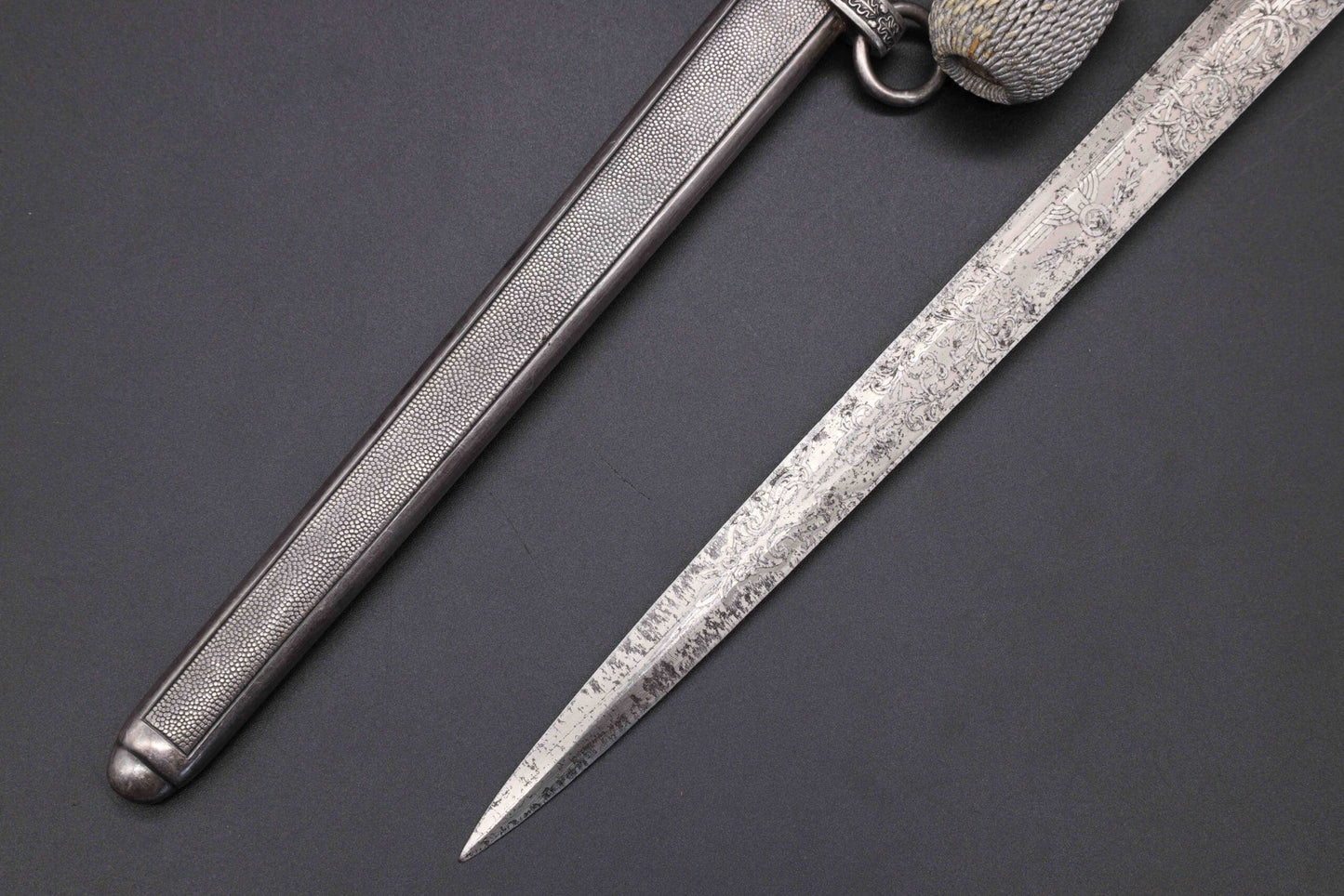 Etched Army Officers Dagger