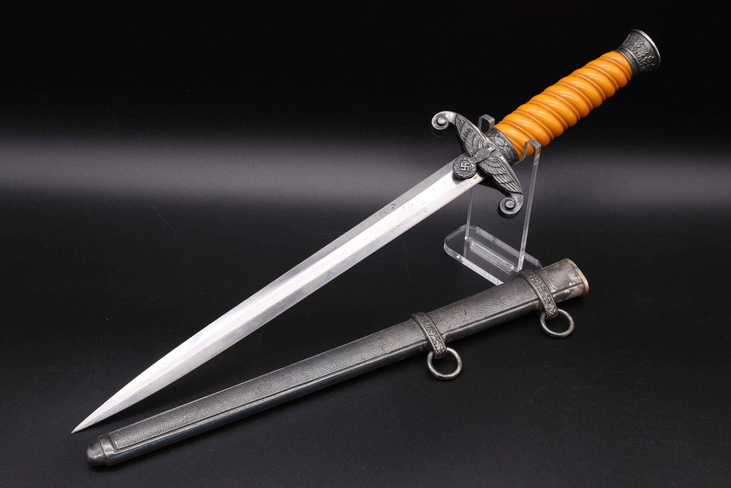 Army Officers Dagger by Höller