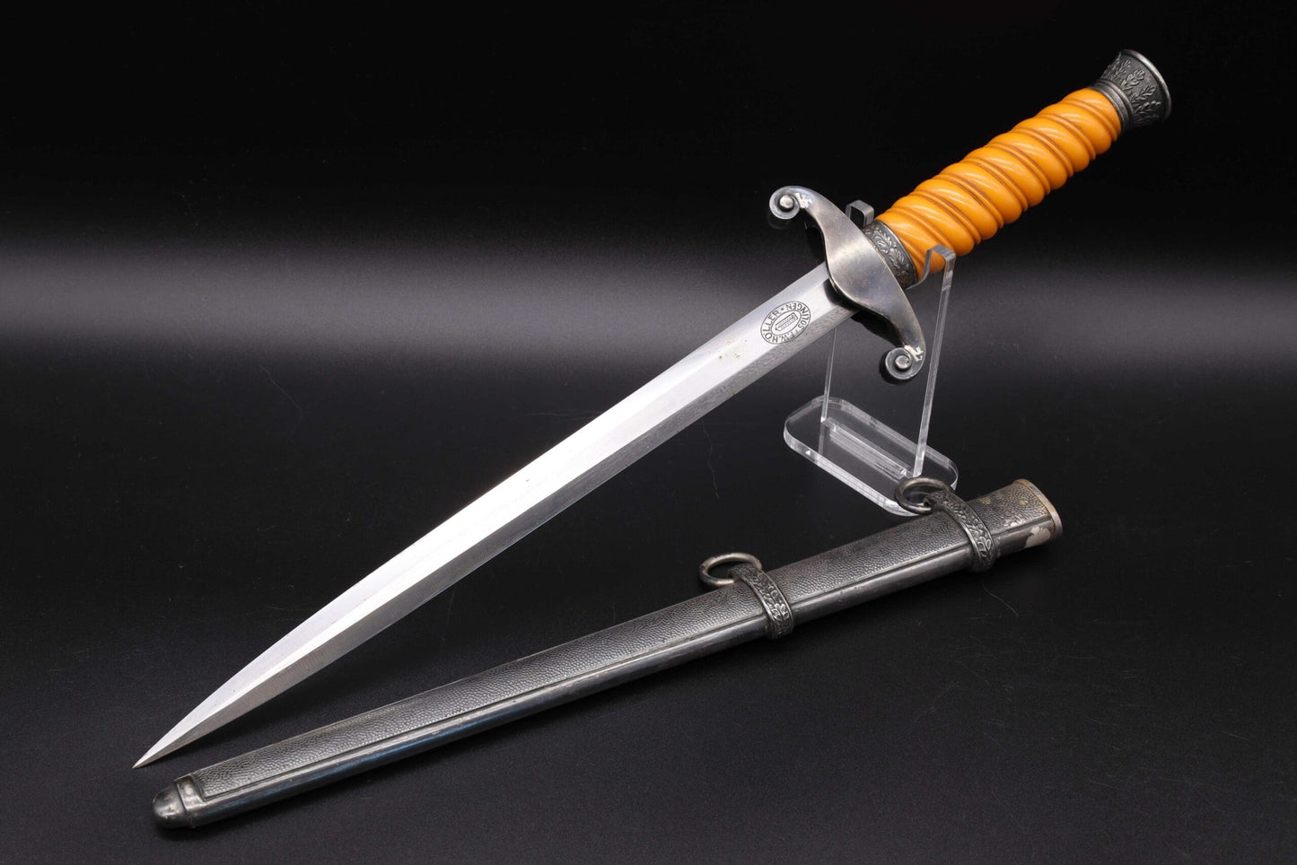 Army Officers Dagger by Höller