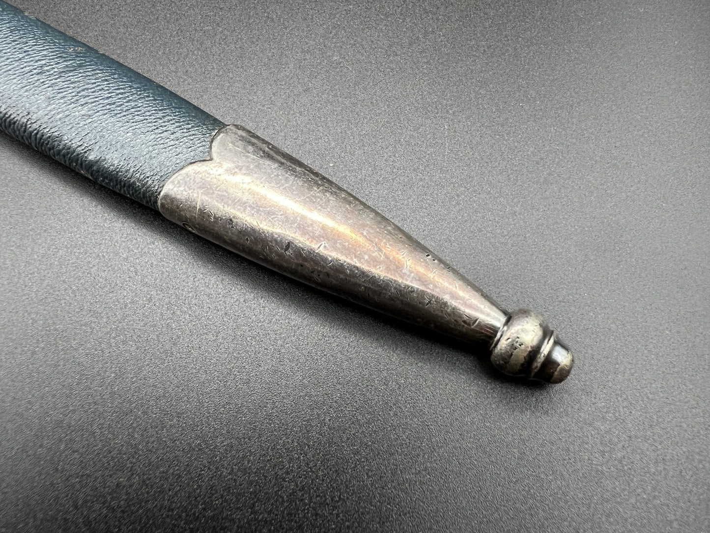 1st model luftwaffe dagger by Heller