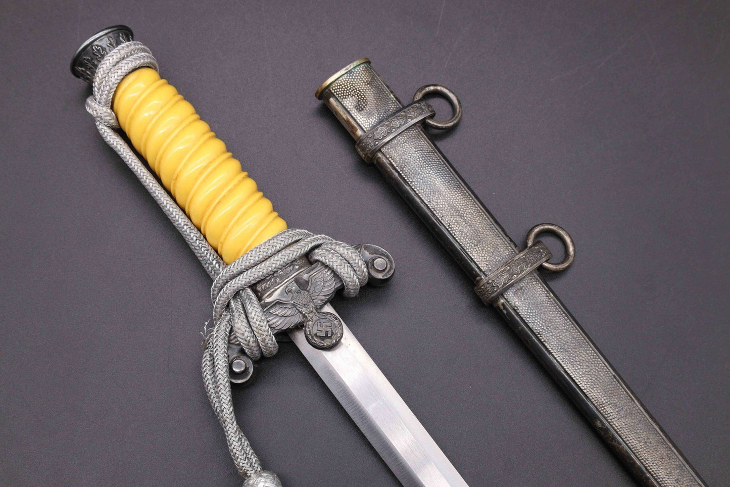 Army Officers Dagger by Höller