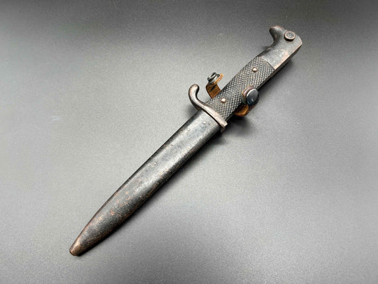 WW1 combat knife by WKC