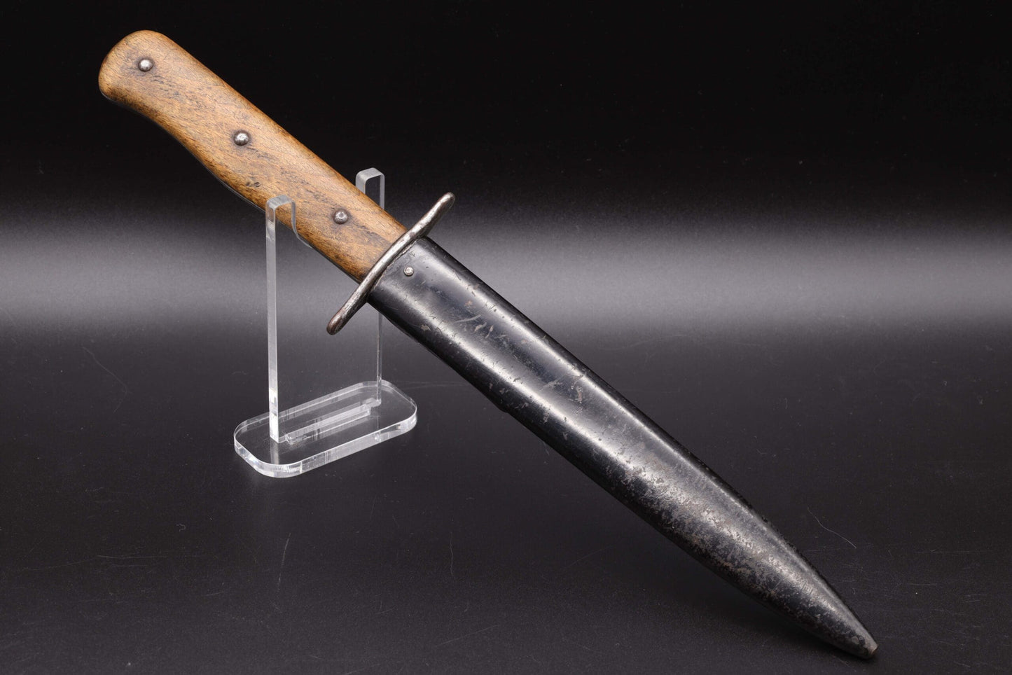Luftwaffe Kampfmesser Marked “6”