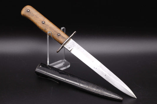 Luftwaffe Kampfmesser Marked “6”