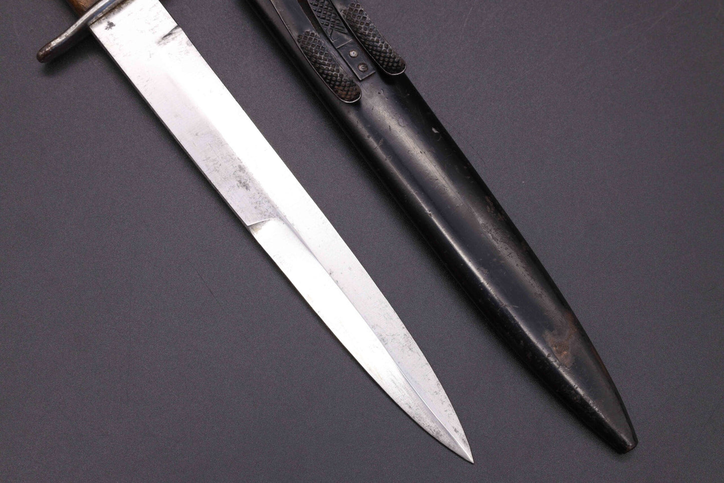 Luftwaffe Kampfmesser Marked “6”