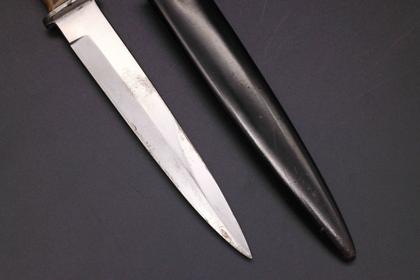 Near-Mint M42 Infantry Trench Knife