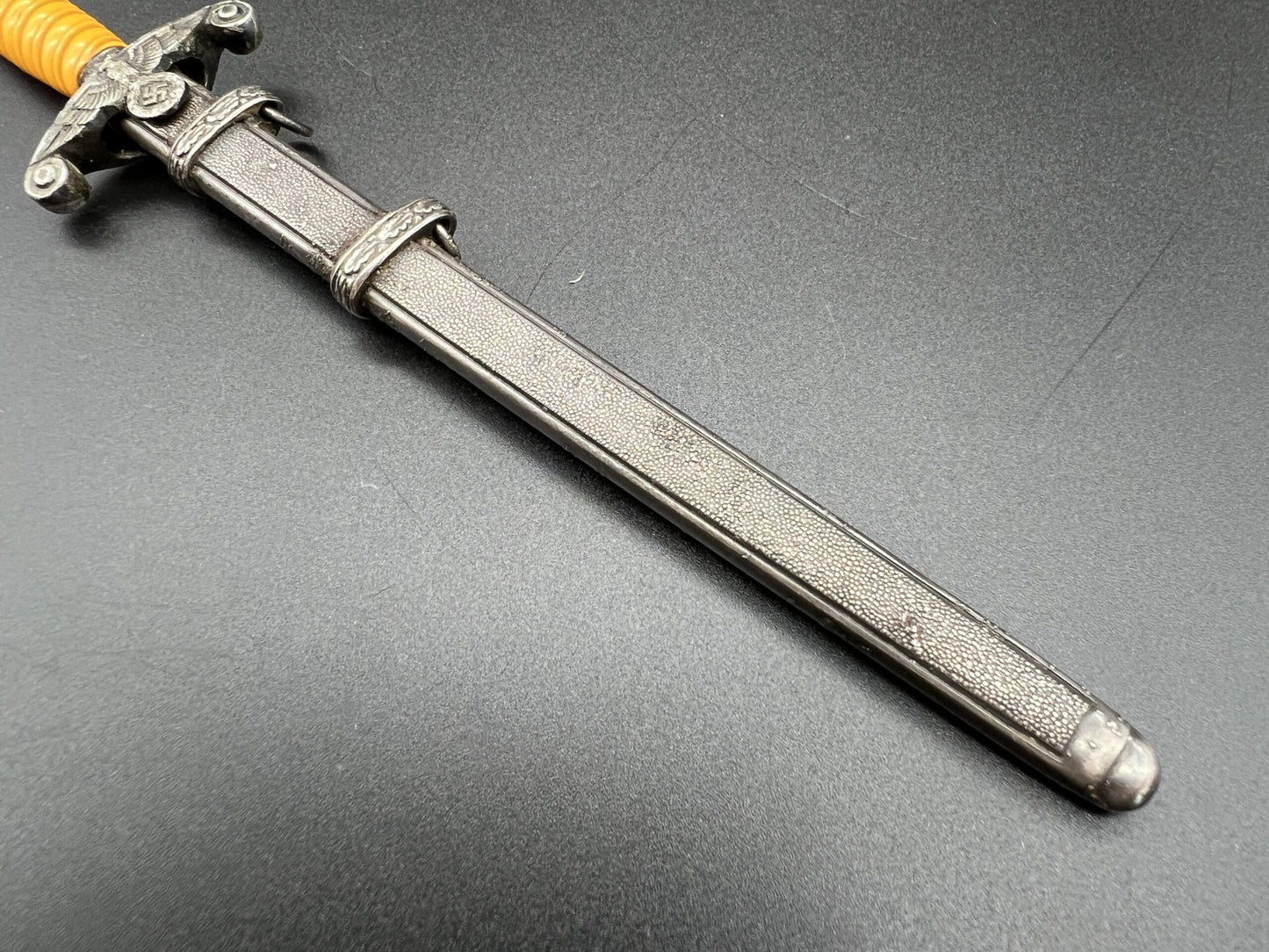 Miniature army dagger by Alcoso